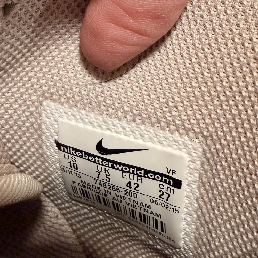 Women’s Vintage 2015 Clean neutral Nike AF1 Suede Highs 🤍 Style Code: 749266-200 - Picture 6 of 11